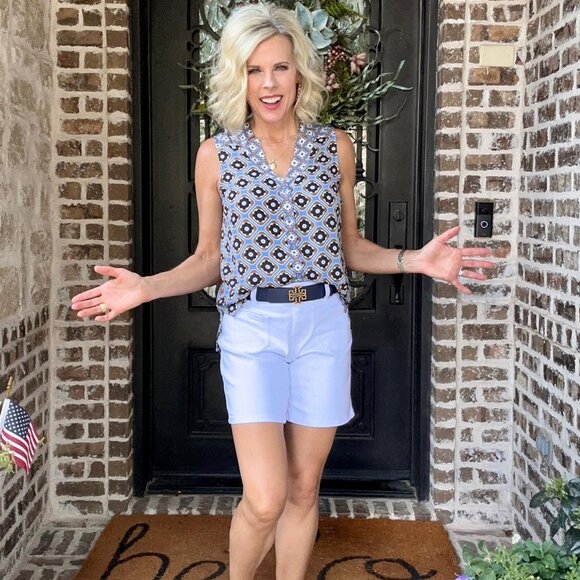 Cabi 6424 Patch Shorts Spring 2023 Size 10 EUC